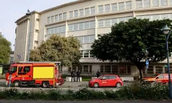 Fransa'da bomba ihbarı: Okul boşaltıldı