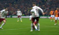 Galatasaray-Manchester United maçındaki pozisyona tepkiler çığ gibi