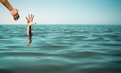Yer Yeniboğaziçi: 25 yaşındaki genç, boğulma tehlikesi geçirdi