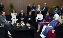 Erdoğan'ın eşi Emine Erdoğan, liderler ve lider eşleriyle bir araya geldi