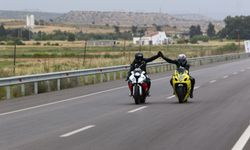 Mehmetçik’te motorcular kıran kırana yarıştı