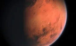 NASA'nın Mars'taki Curiosity Gezgini, olası kurumuş bir nehirde araştırmalara başladı