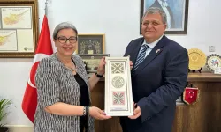 Narin Ferdi Şefik’ten Evkaf Genel Müdürü Prof. Dr. Mustafa Tümer’e nezaket ziyareti