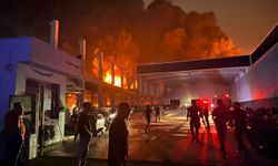 Adana'da motosiklet üretim tesisinde yangın: Müdahale ediliyor