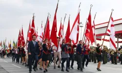 Dr. Fazıl Küçük Bulvarı 15 Kasım tören provası nedeniyle yarın geçici olarak trafiğe kapatılacak