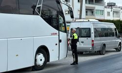 Polisin, kamu işletme izinli araçlara yönelik denetimleri sürüyor