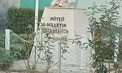 İzmir'de Atatürk büstlerine saldırı