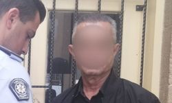 Eşini ve kızını bıçakla kovaladı...