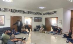KTOEÖS, Milli Eğitim Bakanlığında şok oturma eylemi başlattı