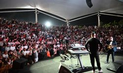 Ayna, Güzelyurt’ta konser verdi