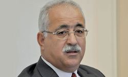 İzcan: Halkın ücretsiz sağlık hizmeti alma hakkı ihlal ediliyor