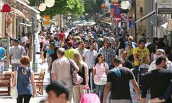 Güney Kıbrıs’ta yasal olarak ikamet eden yabancı ülke vatandaşlarının sayısı yaklaşık 200 bin