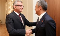 Cumhurbaşkanı Erhürman, Özgür Özel'i kabul etti