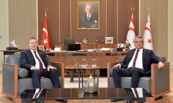 Erhürman, Başbakan Ünal Üstel'i kabul etti