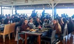 İskele Belediyesi personeli yeni yıl yemeğinde bir araya geldi