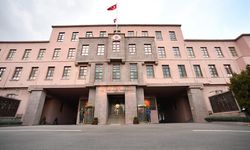 Karadeniz'de kontrolden çıktığı tespit edilen İHA düşürüldü