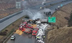 Gaziantep'te 3 tır çarpıştı, araçlar alev aldı!
