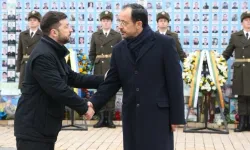 Hristodulidis, Kiev’de Zelenski ile görüştü: Ukrayna'nın AB katılım sürecine destek verdi