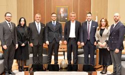 Erhürman, Mimarlar Odası başkanı ve beraberindeki heyetle görüştü