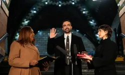 New York'un ilk Müslüman belediye başkanı Kur'an-ı Kerim üzerine yemin etti