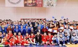 Erhürman: Çocuklarımızın ve gençlerimizin dünyayla buluşması ortak hedefimizdir