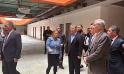 Başbakan Üstel yapımı süren Güzelyurt Hastanesini ziyaret ederek bilgi aldı...