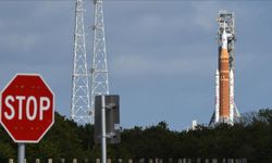 NASA, Ay'a dönüş programı "Artemis"in fırlatılışını dondurucu soğuklar nedeniyle erteledi