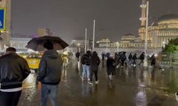 İstanbul'da kuvvetli yağmur ve şiddetli rüzgar etkili oluyor