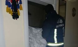 Van'da iki mahalleye çığ düştü. Bir kişi kayıp, 22 ev boşaltıldı