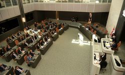 Genel Kurul’da iki yasa önerisine oy çokluğu