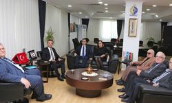 Dışişleri Bakanı Ertuğruloğlu Vakıflar heyetini kabul etti