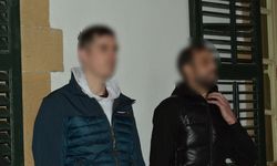 Havalimanında 176 karton sigara ile yakalanan iki turist tutuklu yargılanacak