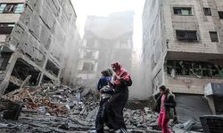 İsrail, ramazan ayında da Gazze Şeridi'ni bombalamaya devam ediyor