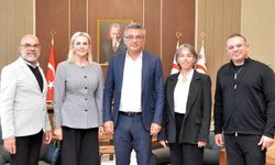 Erhürman, Kıbrıs Polifonik Korolar Derneği yetkililerini kabul etti