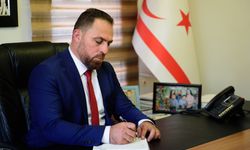 Çavuş, İrsen Küçük’ü andı: Bıraktığı hizmet mirası her zaman hatırlanmaya devam edecek