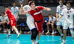 Atahan Akçam Türkiye U18 Hentbol Milli Takımı’na çağrıldı