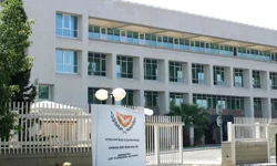 Rum Dışişleri Bakanlığı: BAE’den 950 kişi daha Kıbrıs’a getirildi