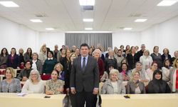 DAÜ’de “60+ İleri Yaş Gelişim / Tazelenme Üniversitesi” adlı proje kapsamında ilk ders verildi