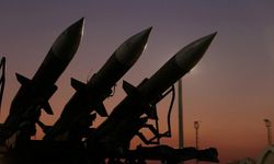 ABD basını: İran'ın ABD üssüne saldırısında 15 asker yaralandı