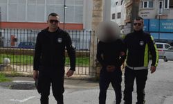 Para toplayıp uyuşturucu almaya geldiler... Aranan zanlı yakalandı