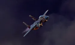 Savaşta yeni eşik: ABD uçakları peş peşe düştü, kayıp personel aranıyor!