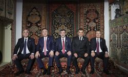 Yılmaz ile Başbakan Üstel, Azerbaycan Milli Halı Müzesi'ni ziyaret etti