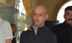 Ercan’da Sahte Kimlikle Giriş Yaptı, Çıkışta Yakalandı