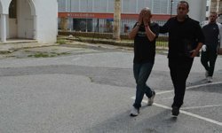 Üvey kardeşine saldırdı, evi parçaladı: Zanlı tutuklandı