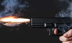 Köpeklere ateş açıldı