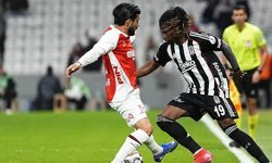 Dolmabahçe'de sessiz gece...