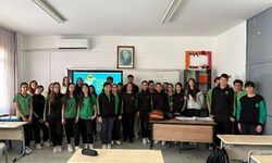 Uşak Üniversitesi Öğrencilerinden Kıbrıs’ta Dijital Farkındalık Seminerleri