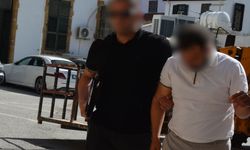 Çalıştığı mağazadan 2 bin dolar çaldı...