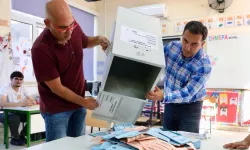Güney Kıbrıs’ta partilerden ilk sonuçlara peş peşe açıklamalar