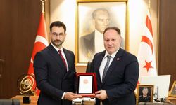 Öztürkler: Yiğitcan Hekimoğlu gibi sporcularımızın başarıları gençlerimize ilham veriyor
